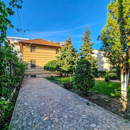 Casa Edwin Bed & Breakfast Constanta Exterior photo